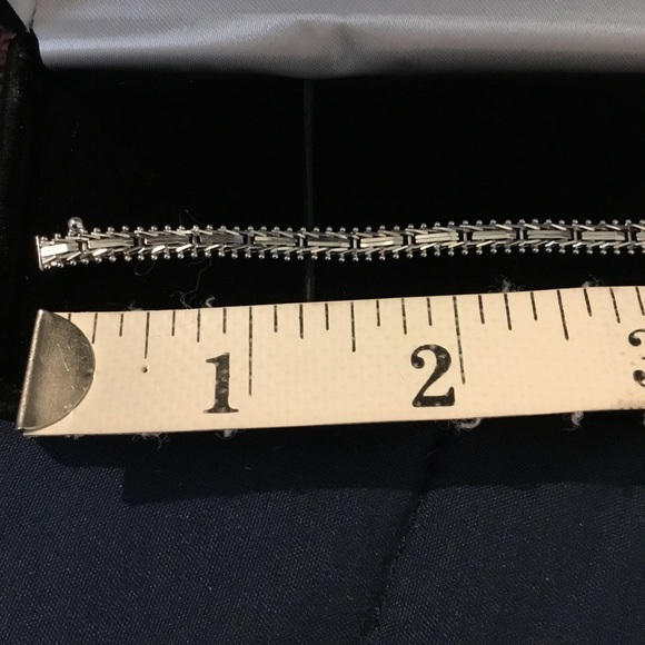 NWOT 14K White Imperial Gold Designer Bracelet, 7 1/4” - Picture 6 of 10